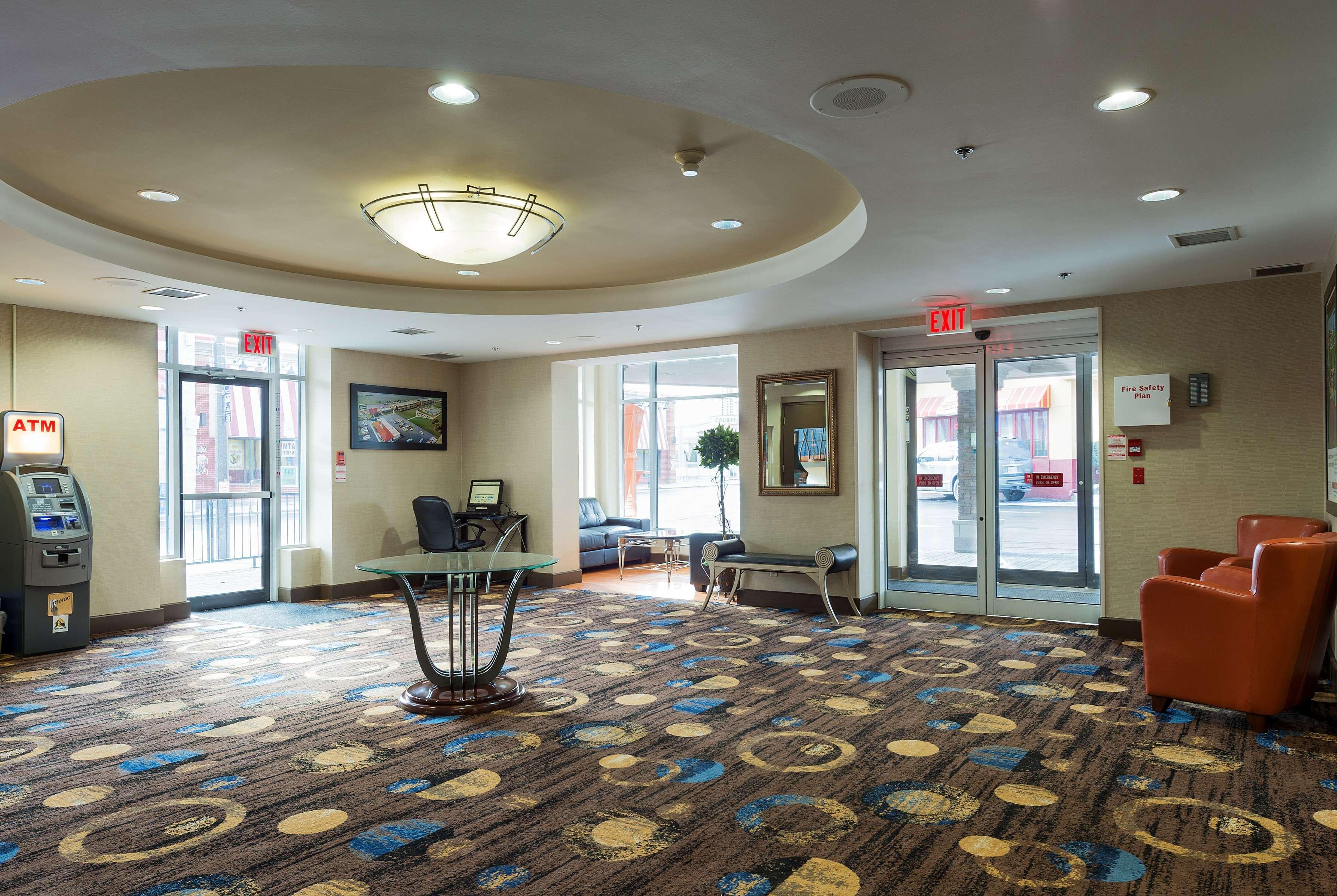 Howard Johnson Plaza By Wyndham By The Falls Ниагарски водопад Екстериор снимка